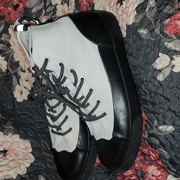 Hunter for Target Unisex Dipped Canvas High Top Sneakers Black/White M6.5-W 8.5 - Picture 2 of 7